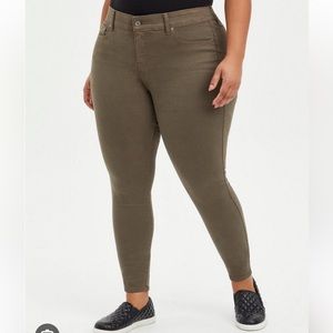Bombshell Skinny Jeans - Brown 18